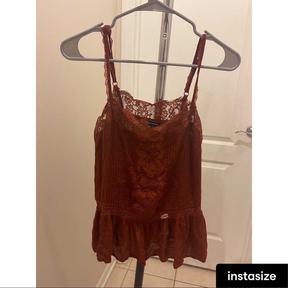 🤎American Eagle Brown Lacey Tank